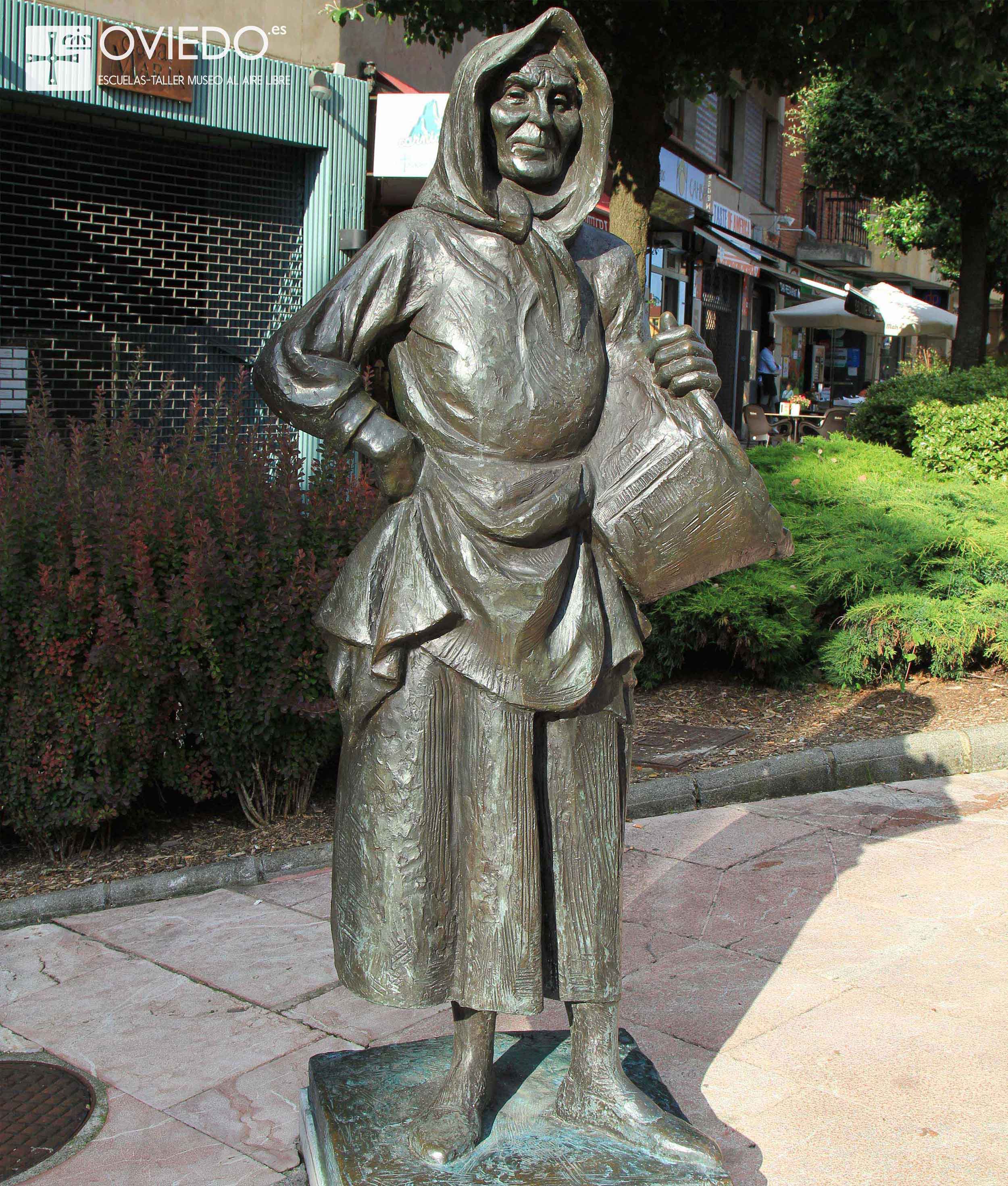 Monumento a Campomanes
